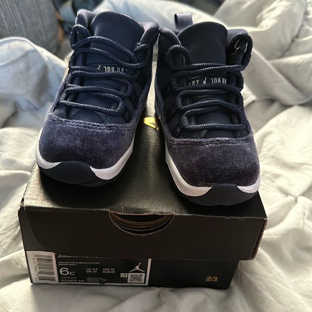 Jordan 11 retros (td)